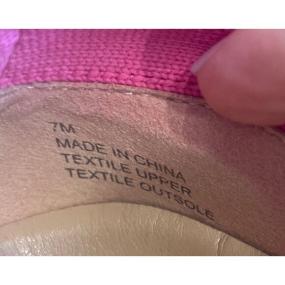 Talbots Womens Perforated Pink Slip-On Sneakers 7M Comfort Stretch - Picture 5 of 5